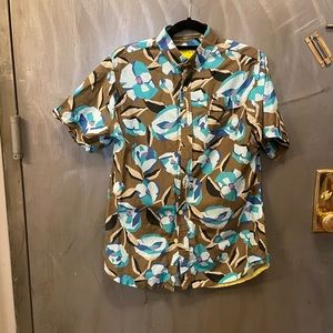 Descendant of Thieves button up